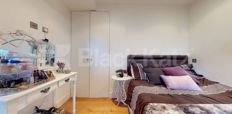 Stunning Studio in the heart of Chelsea Nell Gwynn House, Sloane Avenue, Chelsea